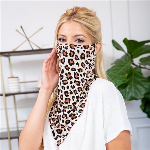 Leopard print pull up mask - Picture 2 of 8